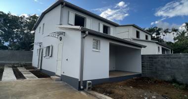 saint pierre 97410 - villa f5 neuve + cellier - terrain piscinable - secteur residentiel