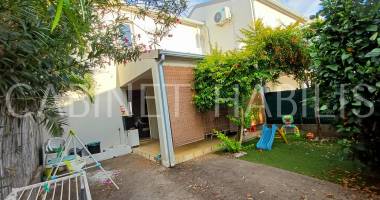 a vendre - maison t3 d'environ 70.67 m2 - saint-louis - 194 000 €