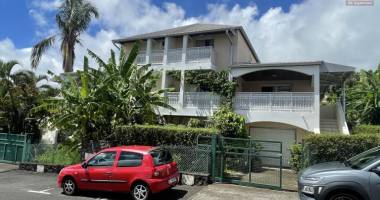 À vendre – maison f6 de 144 m² – bois de nÈfles sainte-clotilde