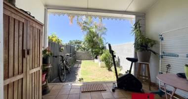 maison mitoyenne f3/4 avec deux jardinets