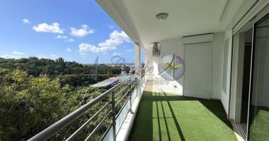 appartement récent - résidence calme - belle vue dégagée - proche des commodités