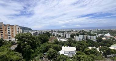 appartement - 2 pièces -  terrasse de 180 m²