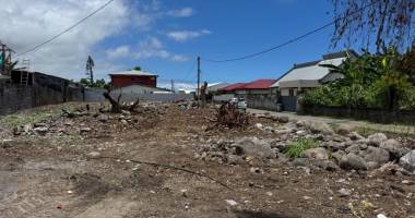 terrain de 380 m² sur saint andré