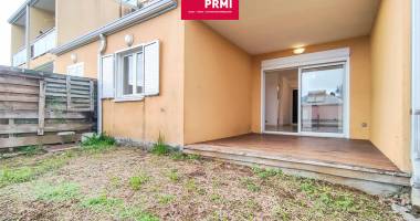 prmi - le tampon - appartement t2 traversant en rez?de?jardin avec parking !