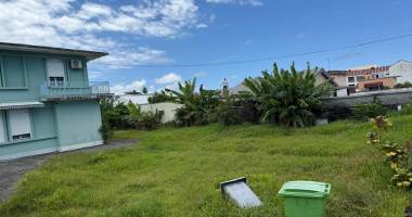 terrain saint benoit 303 m2