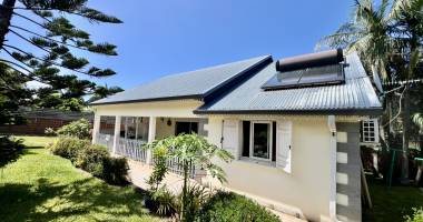 saint joseph 97480 - villa de type 6 - dÉpendance - beaux volumes - quartier agrÉable - vaste parcelle