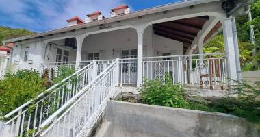 maison individuelle avec jardinet   location à vieux-fort