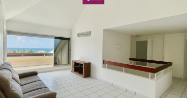 À louer- t3 vue mer et montagne   plage à pied - bas du fort