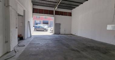 local d’activitÉ 190 m2   zone industrielle saint-pierre