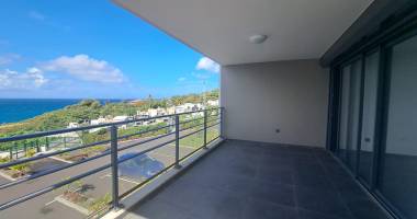 t3 neuf avec vue mer   balcon et 2 parkings   location non meublée