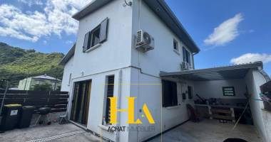 ensemble immobilier de deux maisons mitoyennest3 à l'entre deux