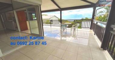 a vendre spacieuse maison t/7 à saint denis- la montagne