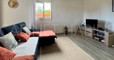 a louer - maison t3 d'environ 66.40 m2 - etang sale les hauts - loyer 1 450 €