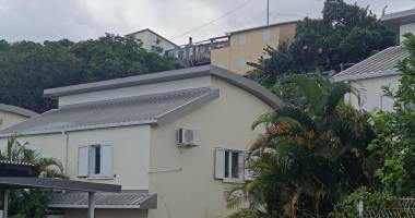 villa 3 chambres en duplex au calme ravine des cabris