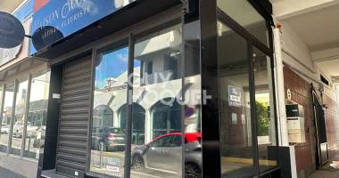 À louer  local commercial 73 m² centre-ville de saint-denis