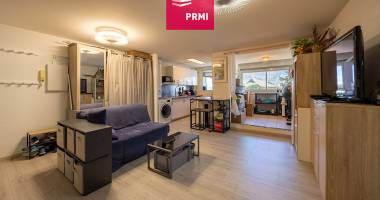 prmi : t2 rénové avec varangue 10 m² et parking - sainte-clotilde