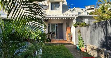 a vendre maison t3/4 en duplex  jardin avant/arriÈre  auc