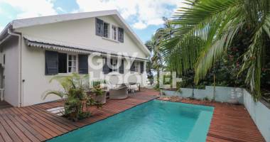 villa t6/7 avec piscine + garage