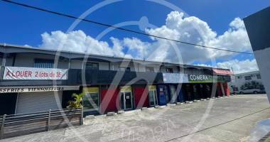 a louer - local de 82m2 en étage à jarry