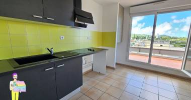 appartement 3 pièces au tampon hyper centre - ref. 264706