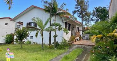 charmante maison de type f4 au tampon quatorzième - ref. 264701