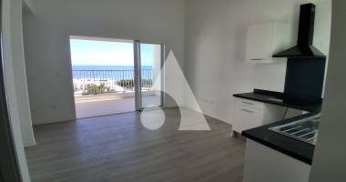 appartement saint-paul 3 pièce(s) 62 m2