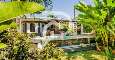 villa de charme rénovée avec cachet créole et confort contemporain