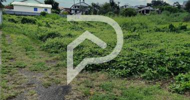 parcelle à bâtir de 551m2 à bras de pontho