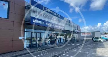 a louer local commercial de 270 m2 visibilité premium à dothémare