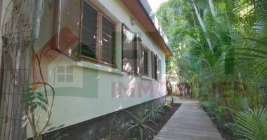 a vendre maison f5 À rÉnover   saint-gilles-les-hauts (le bernica)   terrain 1 070 m2   fort potentiel