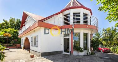 maison familiale de caractère de 278m2 sur 1042m2 de terrain