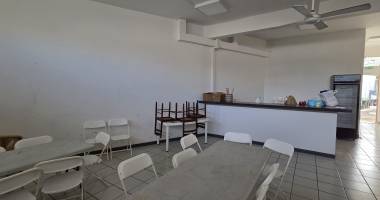 a louer local commercial de 130m² st louis 