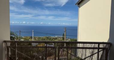 À louer – t2 meublé avec vue mer – les avirons (97425)