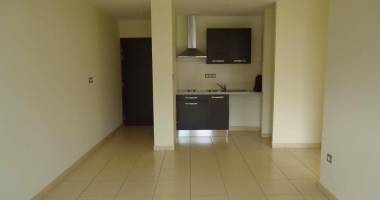 a vendre t2 dans la residence lobellia à ste clotilde