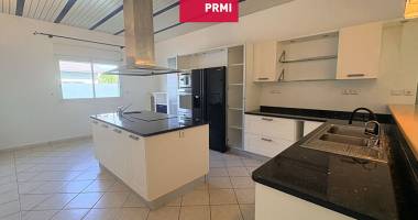 saint-andre/champ borne : villa t8/9 de caractère proche du littoral
