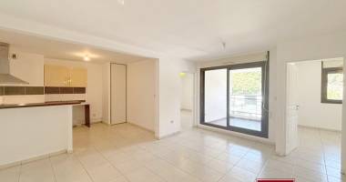a vendre - appartement f3 montgaillard - saint-denis de la réun