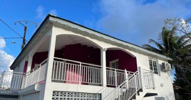 jolie villa f3 - jardin - terrasse -  arage deux voitures