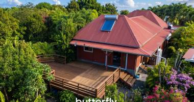 villa en bois t5 + combles de 160m2 sur 1200m2 jardin paysagé piscinable avec 3 ch + combles + container