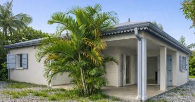 À louer à saint-andré villa f4 plein pied