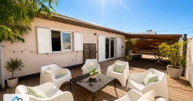 saint philippe 97442 - villa de plain pied - en parfait etat - lumineuse - agreable À vivre - secteur calme
