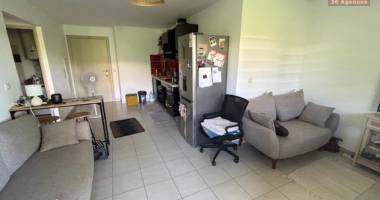 t2 à vendre dans la  residence coquelicot 3, chemin finette à ste clotilde