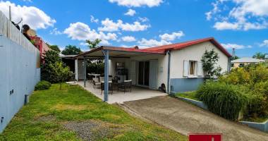 À vendre - t4 plain-pied de 80 m2 - proche du centre ville à p