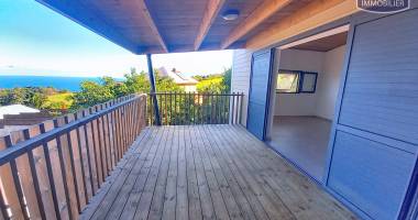 vente d'un appartement t3 (64 m²) aux avirons, dernier étage avec vue océan dans une petite résidence calme !