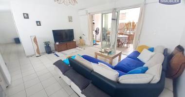 vente d'un appartement t2 (48 m²) avec varangue de 14 m², en résidence sécurisée au cœur de saint pierre.