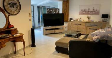 À vendre : maison t4 (96 m²) avec grand garage à ravine des cabris, idéalement située !