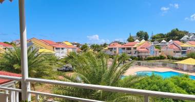 magnifique t3 bis - meublé - vue mer - le gosier