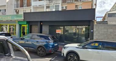 murs commerciaux de 93 m² – centre-ville de saint-denis (carré d’or)
