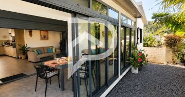 maison f4 de standing de 120 m² avec piscine - une rareté sur le secteur