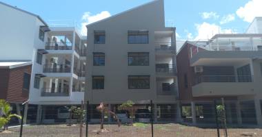 a louer appartement t4 en duplex à l'étang saint-paul