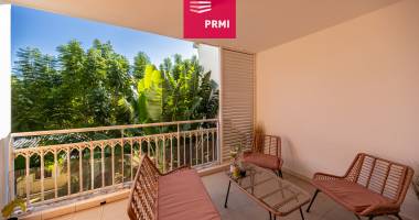 appartement t2 avec deux varangues, parking sécurisé et vue mer à bois de nèfles sainte-clotilde